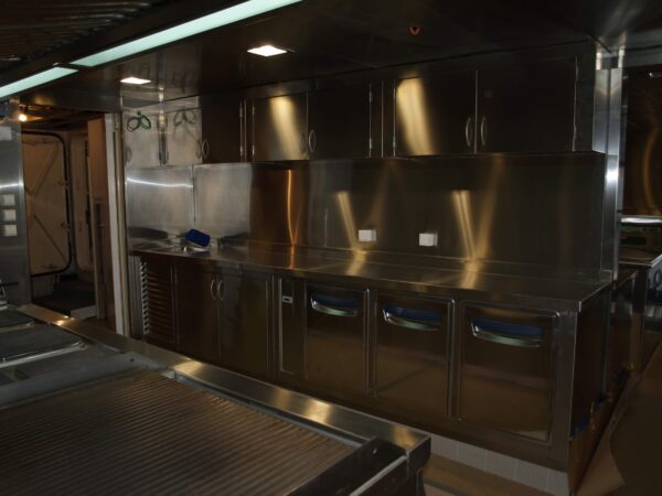Kitchen inox equipment for yachts 2